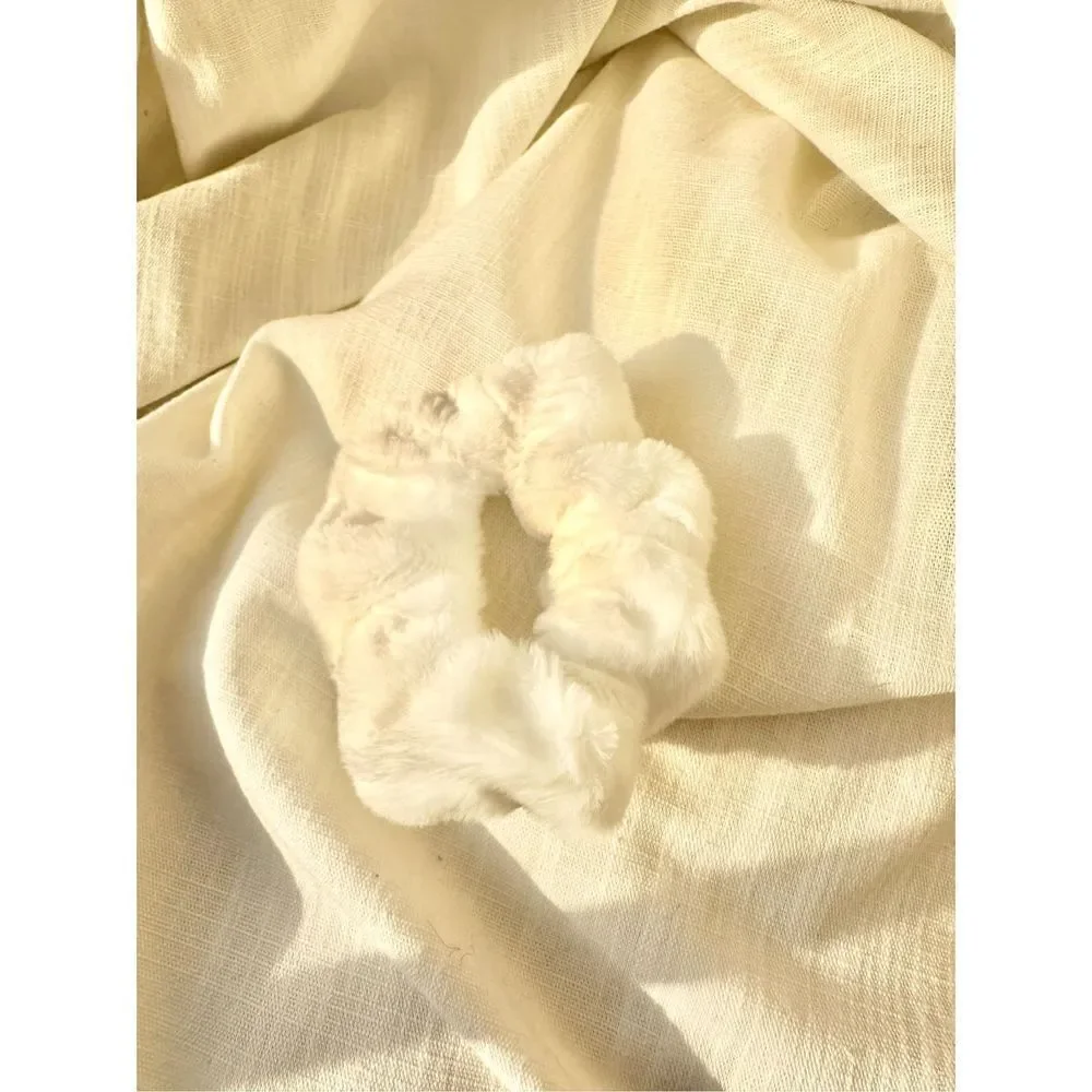 White fuzzy hair tie scrunchie